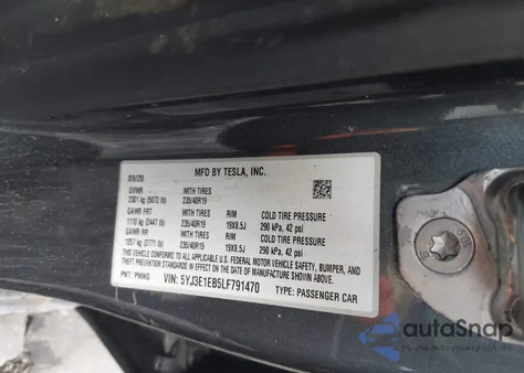 2020 Tesla Model 3 Long Range Dual Motor All-Wheel Drive z USA, uszkodzony, nr VIN 5YJ3E1EB5LF791470